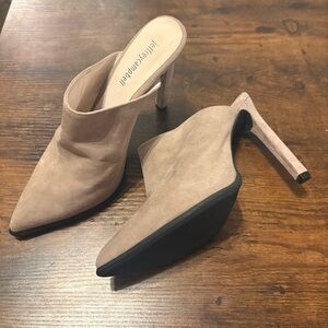 NEW - Jeffrey Campbell Beige Suede Mule Heels - 8.5